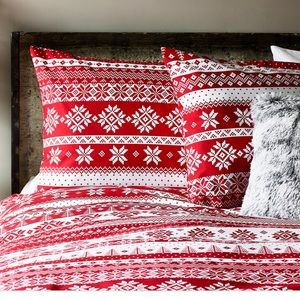 Nordic Snowflake Christmas Sherpa Comforter
